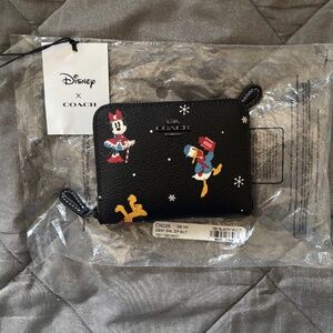 🐭 Disney X Coach Small Zip Around Wallet With Holiday Print